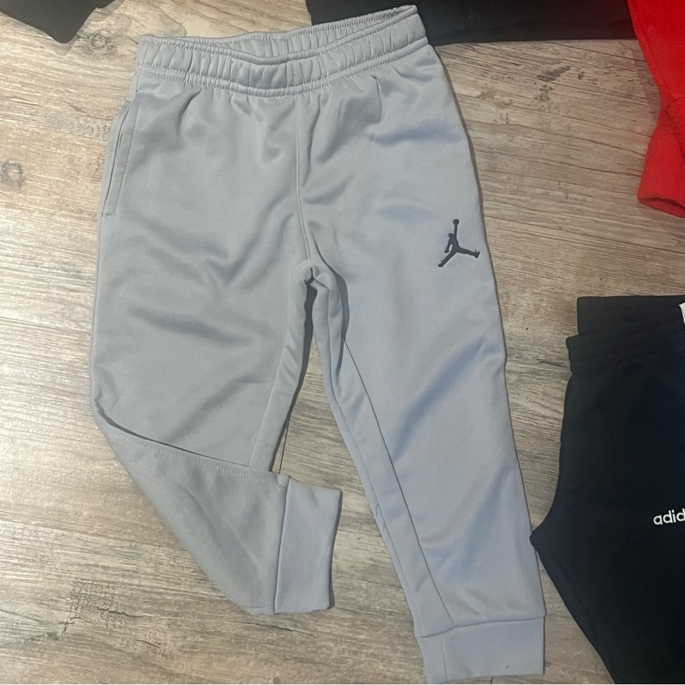 Toddler 3t Jordan joggers